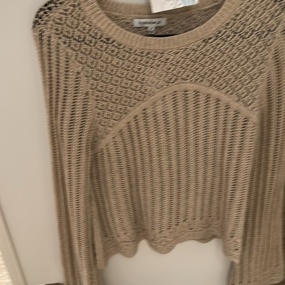 Woman’s #4 - Picture 4 of 6